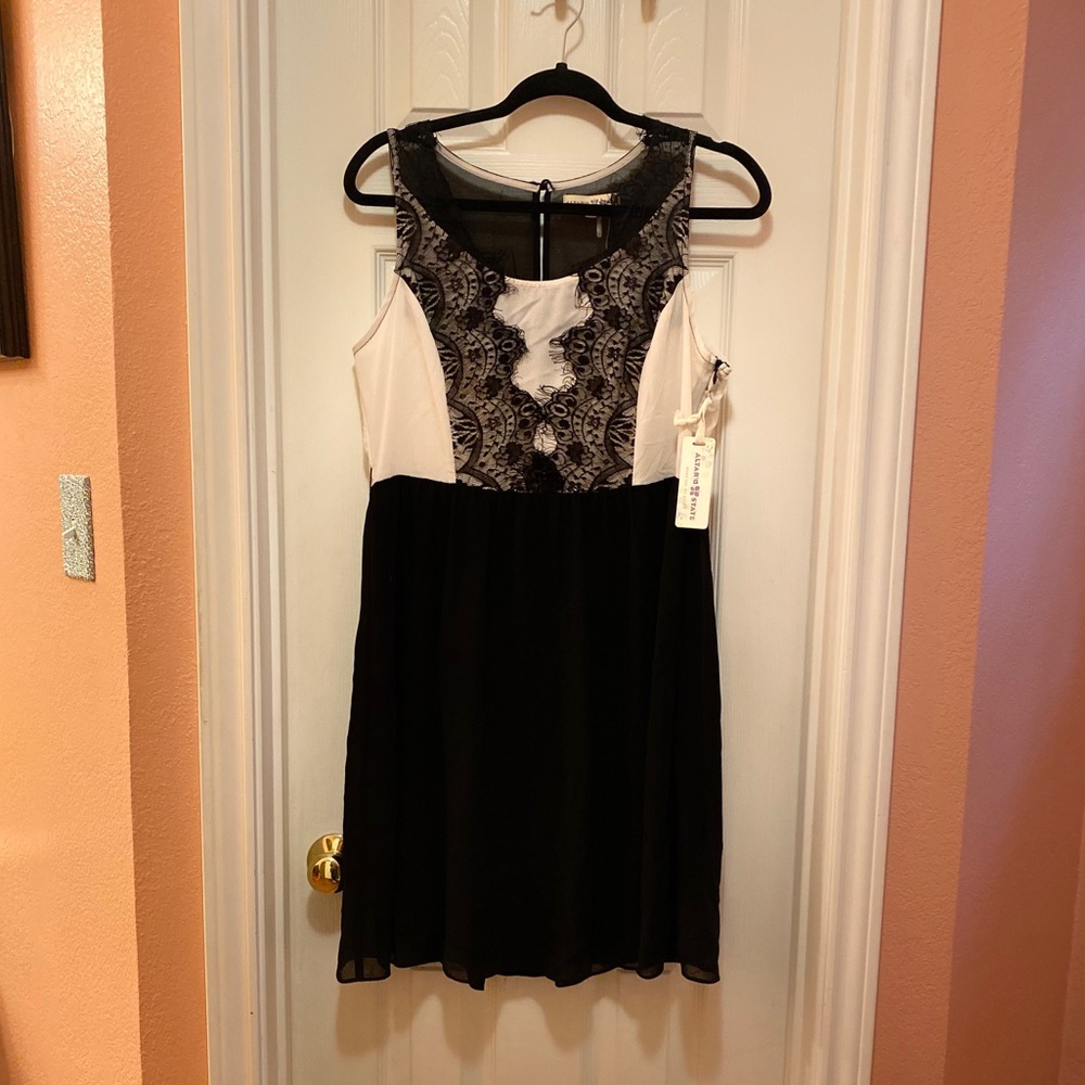 Black lace ALTAR’d STATE dress